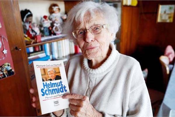  जर्मनी में 100 वर्षीय सेवानिवृत शिक्षिका लड़ रही चुनाव