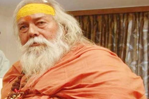 शंकराचार्य स्वामी स्वरूपानंद जी राजधानी भोपाल पहुंचे शंकराचार्य स्वामी स्वरूपानंद जी राजधानी भोपाल पहुंचे