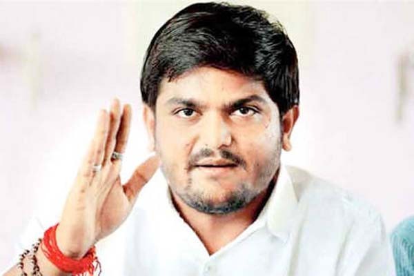 यह समय पीएम मोदी को वापस गुजरात भेजने का : कांग्रेस नेता हार्दिक पटेल यह समय पीएम मोदी को वापस गुजरात भेजने का : कांग्रेस नेता हार्दिक पटेल