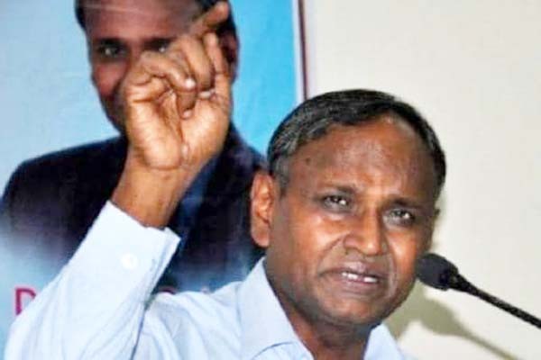 टिकट न मिलने की आशंका से भाजपा सांसद उदित राज ने दी धमकी बोले- छोड़ दूंगा बीजेपी टिकट न मिलने की आशंका से भाजपा सांसद उदित राज ने दी धमकी बोले- छोड़ दूंगा बीजेपी