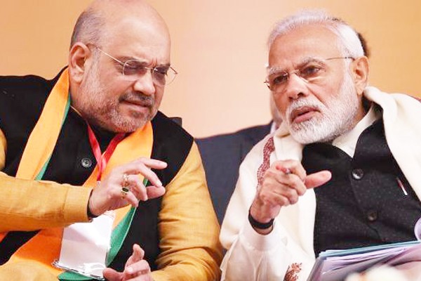 मंत्रिमंडल को लेकर शपथ से पहले शाह और पीएम मोदी के बीच मंथन जारी मंत्रिमंडल को लेकर शपथ से पहले शाह और पीएम मोदी के बीच मंथन जारी