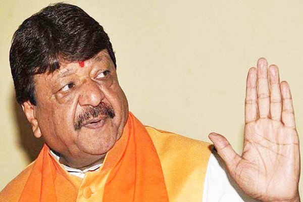 पश्चिम बंगाल में इतनी हिंसा नहीं होती तो भाजपा और सीटें जीतती : विजयवर्गीय पश्चिम बंगाल में इतनी हिंसा नहीं होती तो भाजपा और सीटें जीतती : विजयवर्गीय