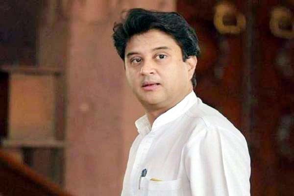 मामा तो गए, नाना को विदा कर दो: सिंधिया सिदधू बोले- देश का सत्यानाश कर दिया मामा तो गए, नाना को विदा कर दो: सिंधिया सिदधू बोले- देश का सत्यानाश कर दिया