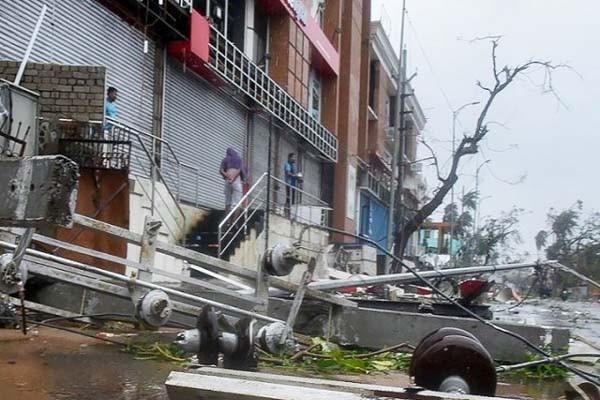 फणि का कहर, प्रभावितों को डेरी बोर्ड वितरित करेगा 6 लाख से अधिक दूध के पैकेट फणि का कहर, प्रभावितों को डेरी बोर्ड वितरित करेगा 6 लाख से अधिक दूध के पैकेट