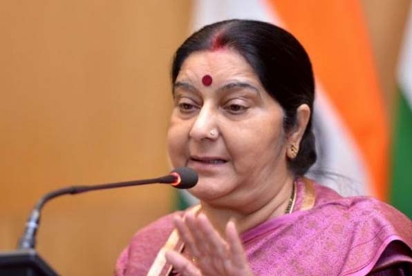 भारत इरान से तेल खरीद का फैसला चुनाव के बाद करेगा - सुषमा स्वराज ने कहा- भारत के आर्थिक हितों को ध्यान में रखकर लिया जाएगा यह फैसला भारत इरान से तेल खरीद का फैसला चुनाव के बाद करेगा - सुषमा स्वराज ने कहा- भारत के आर्थिक हितों को ध्यान में रखकर लिया जाएगा यह फैसला