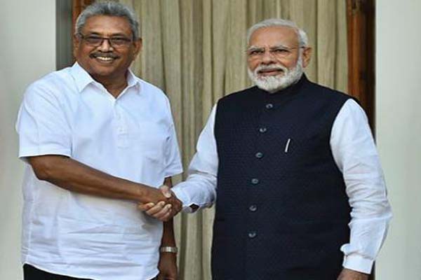 श्रीलंका के राष्ट्रपति राजपक्षे ने मोदी को दिया न्योता श्रीलंका के राष्ट्रपति राजपक्षे ने मोदी को दिया न्योता