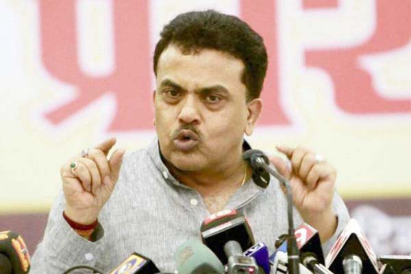 समर्थक का टिकट कटने से भड़के संजय निरुपम, बोले- तबाह हो जाएगी कांग्रेस समर्थक का टिकट कटने से भड़के संजय निरुपम, बोले- तबाह हो जाएगी कांग्रेस