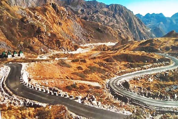 सेना को अब डोकलाम पहुंचने में लगेंगे मात्र 40 मिनट चीन से विवाद के वक्त लगे थे सात घंटे सेना को अब डोकलाम पहुंचने में लगेंगे मात्र 40 मिनट चीन से विवाद के वक्त लगे थे सात घंटे