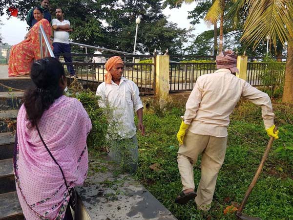 इंद्रावती बचाओ जनजगरण अभियान के सदस्यों ने दलपत सागर में की सफाई सागर को बचाने सतत चलेगा अभियान