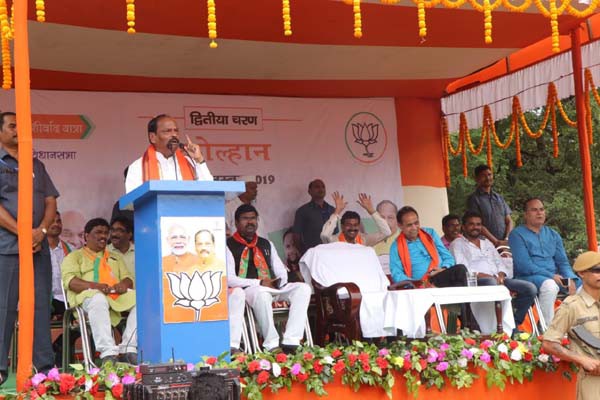 एक नवंबर से रेडी टू इट बनाने का काम सखी मंडल के जिम्मे-रघुवर दास कोल्हान प्रमंडल से जोहार जन आशीर्वाद यात्रा के दूसरे चरण की शुरुआत एक नवंबर से रेडी टू इट बनाने का काम सखी मंडल के जिम्मे-रघुवर दास कोल्हान प्रमंडल से जोहार जन आशीर्वाद यात्रा के दूसरे चरण की शुरुआत