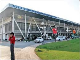  अहमदाबाद एयरपोर्ट से 1.17 करोड़ कीमत के 3 किलो सोने के साथ एक गिरफ्तार