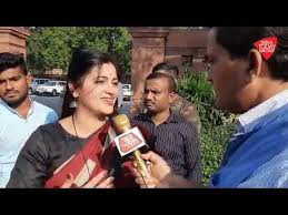 महाराष्ट्र में बने भाजपा-एनसीपी सरकार : अमरावती की निर्दलीय सांसद नवनीत महाराष्ट्र में बने भाजपा-एनसीपी सरकार : अमरावती की निर्दलीय सांसद नवनीत