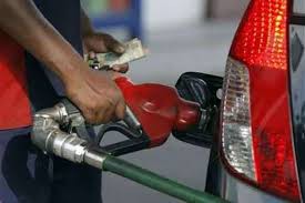  पेट्रोल और डीजल की कीमतों में हुआ इजाफा 