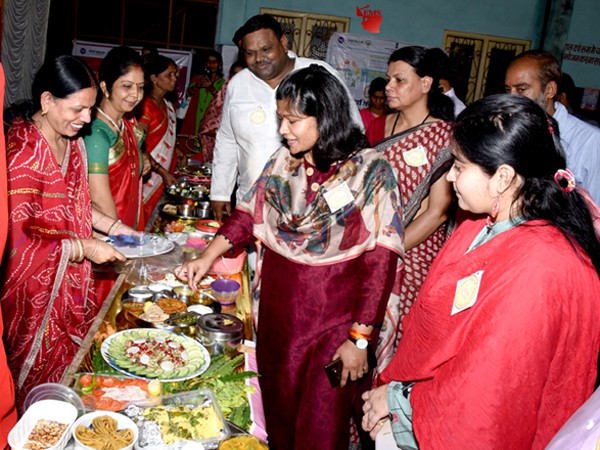पर्याप्त पोषण के साथ व्यवस्थित पालन भी आवश्यक- कलेक्टर श्रीमती चौहान पर्याप्त पोषण के साथ व्यवस्थित पालन भी आवश्यक- कलेक्टर श्रीमती चौहान