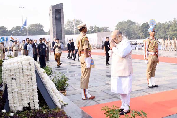 मेरी सरकार ने पुलिस कल्याण के लिए काफी काम किया और आगे भी रखेंगे जारी :अमित शाह मेरी सरकार ने पुलिस कल्याण के लिए काफी काम किया और आगे भी रखेंगे जारी :अमित शाह