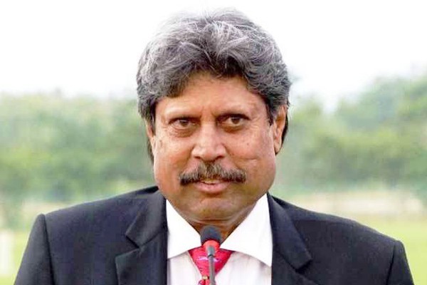 पहली बार कप्तान बनने पर डरे हुए थे कपिल पहली बार कप्तान बनने पर डरे हुए थे कपिल