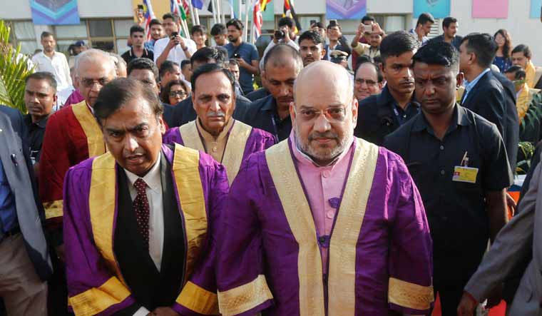 मुकेश अंबानी ने अमित शाह को बताया कर्मयोगी और आज का लौहपुरुष