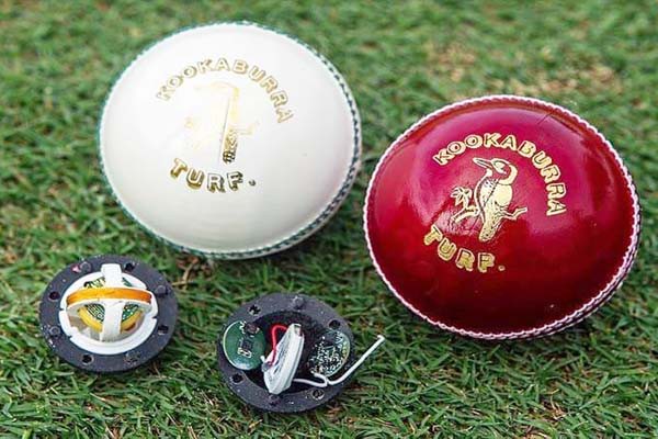 अब क्रिकेट को मिलेगी 'स्मार्टबॉल'  बिग बैश लीग में होगा पहला प्रयोग 