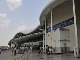 एयरपोर्ट को पैसेंजर फ्रेंडली बनाने बढेगी सुविधा एयरपोर्ट को पैसेंजर फ्रेंडली बनाने बढेगी सुविधा