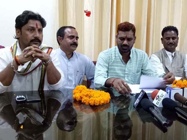 केन्द्र सरकार किसानो से कर रही छलाबा प्रदेश प्रवक्ता ने लगाये भाजपा सरकार पर फंड न देने का आरोप केन्द्र सरकार किसानो से कर रही छलाबा प्रदेश प्रवक्ता ने लगाये भाजपा सरकार पर फंड न देने का आरोप