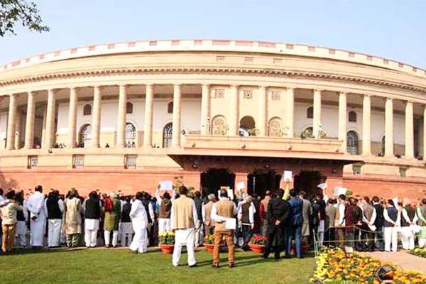 संसद सत्र: सदन में आज नहीं दिखें ये 8 दिग्गज नेता संसद सत्र: सदन में आज नहीं दिखें ये 8 दिग्गज नेता