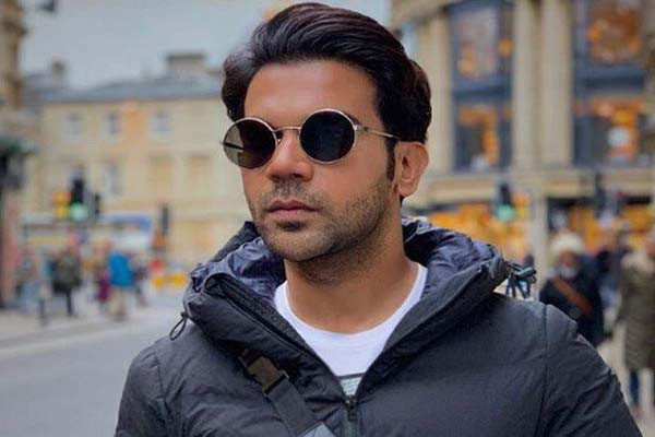 राजकुमार राव के पहले न्यूड सीन पर उनके पैरंट्स ने ऐसे किया रिऐक्ट राजकुमार राव के पहले न्यूड सीन पर उनके पैरंट्स ने ऐसे किया रिऐक्ट