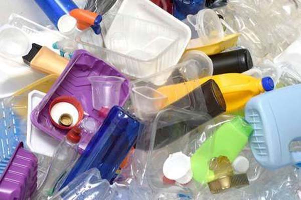 केंद्र ने राज्यों को जारी की एडवाइजरी, 2 अक्टूबर तक सिंगल यूज प्लास्टिक उत्पादों पर रोक लगाइए