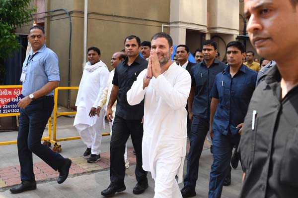 मानहानि केस में राहुल गांधी ने कोर्ट में कहा- मुझे गुनाह कबूल नहीं मानहानि केस में राहुल गांधी ने कोर्ट में कहा- मुझे गुनाह कबूल नहीं
