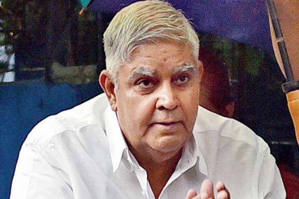 बंगाल में आग लगी हुई है और मुख्यमंत्री तुच्छ राजनीति करने में व्यस्त: जगदीप धनखड़ बंगाल में आग लगी हुई है और मुख्यमंत्री तुच्छ राजनीति करने में व्यस्त: जगदीप धनखड़