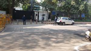 केजरीवाल के आने-जाने पर कोई रोक नहीं लगाई गई - दिल्ली पुलिस केजरीवाल के आने-जाने पर कोई रोक नहीं लगाई गई - दिल्ली पुलिस