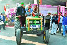 आंदोलन में 10-15 दिन के शिफ्ट में शामिल हो रहे किसान आंदोलन में 10-15 दिन के शिफ्ट में शामिल हो रहे किसान