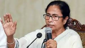 ममता का आरोप, पति-पत्नी के झगड़े को भी राजनीतिक झगड़ा बता देती भाजपा ममता का आरोप, पति-पत्नी के झगड़े को भी राजनीतिक झगड़ा बता देती भाजपा