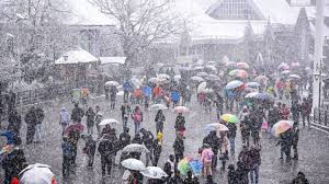  मंडी-शिमला में बूंदाबादी, लाहौल में शुरू हुई बर्फबारी -हिमाचल में बदला मौसम, टूरिस्ट को लाहौल आने से रोका  