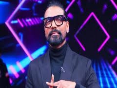 मशहूर कोरियोग्राफर रेमो डिसूजा हार्ट अटैक आने के बाद अस्पताल में भर्ती मशहूर कोरियोग्राफर रेमो डिसूजा हार्ट अटैक आने के बाद अस्पताल में भर्ती
