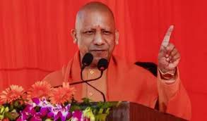 किसानों के कंधे पर बंदूक रखकर विपक्षी फैला रहे अराजकता-योगी किसानों के कंधे पर बंदूक रखकर विपक्षी फैला रहे अराजकता-योगी