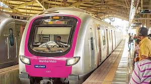 पटरी पर लौट रही है दिल्ली मेट्रो यात्रियों की संख्या दोगुनी हुई पटरी पर लौट रही है दिल्ली मेट्रो यात्रियों की संख्या दोगुनी हुई
