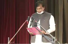 भ्रष्टाचार के आरोपी मेवालाल चौधरी को नीतीश ने बनाया शिक्षा मंत्री, विवाद गहराया भ्रष्टाचार के आरोपी मेवालाल चौधरी को नीतीश ने बनाया शिक्षा मंत्री, विवाद गहराया