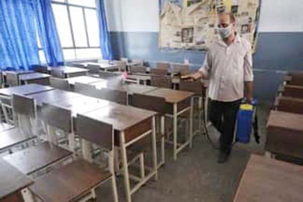 यूपी में 23 नवंबर से खुलेंगे विश्वविद्यालय और कॉलेज यूपी में 23 नवंबर से खुलेंगे विश्वविद्यालय और कॉलेज