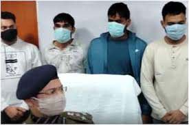 पुलिस परीक्षा में नकल करवाने वाले गिरोह का पर्दाफाश -इनकम टैक्स तथा गृहमंत्रालय में तैनात अफसर भी शामिल पुलिस परीक्षा में नकल करवाने वाले गिरोह का पर्दाफाश -इनकम टैक्स तथा गृहमंत्रालय में तैनात अफसर भी शामिल