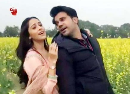 (रंगसंसार) डीडीएलजे का आइकॉनिक सीन नुसरत और राजकुमार ने किया रीक्रिएट (रंगसंसार) डीडीएलजे का आइकॉनिक सीन नुसरत और राजकुमार ने किया रीक्रिएट