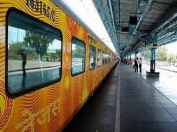  यात्री नहीं मिलने की वजह से घाटे में चल रही लखनऊ-दिल्ली तेजस एक्सप्रेस बंद 