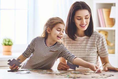खेल-खेल में सिखाएं बोलना खेल-खेल में सिखाएं बोलना