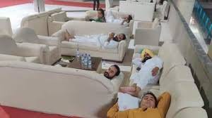आप विधायकों ने पंजाब सरकार से मांगी अध्यादेश की कॉपी आप विधायकों ने पंजाब सरकार से मांगी अध्यादेश की कॉपी