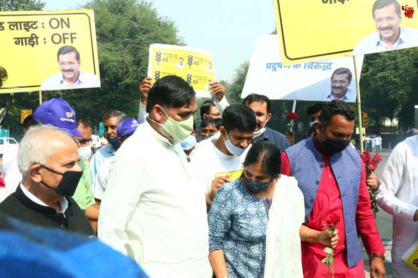 दिल्ली के सभी 70 विधानसभाओं में 26 अक्टूबर से चलेगा ‘रेड लाइट आँन, गाड़ी आँफ’ महा अभियान- श्री राय दिल्ली के सभी 70 विधानसभाओं में 26 अक्टूबर से चलेगा ‘रेड लाइट आँन, गाड़ी आँफ’ महा अभियान- श्री राय