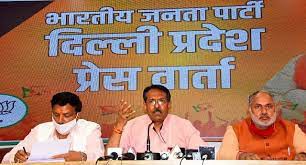 राजनीतिक द्वेष में चूर केजरीवाल उच्च न्यायालय के आदेश का भी पालन करने को तैयार नहीं: हर्ष मल्होत्रा राजनीतिक द्वेष में चूर केजरीवाल उच्च न्यायालय के आदेश का भी पालन करने को तैयार नहीं: हर्ष मल्होत्रा