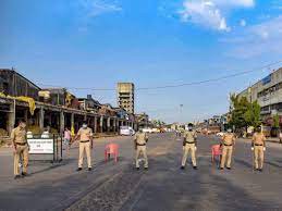 क्या से क्या हो गया , क्यों आई दोबारा लाॅकडाऊन की हालत ? क्या से क्या हो गया , क्यों आई दोबारा लाॅकडाऊन की हालत ?