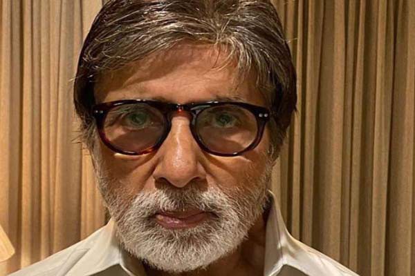 अमिताभ बच्चन को याद आए जवानी के दिन -शेयर की यंग एज की पुरानी ब्लैक एंड व्हाइट अमिताभ बच्चन को याद आए जवानी के दिन -शेयर की यंग एज की पुरानी ब्लैक एंड व्हाइट