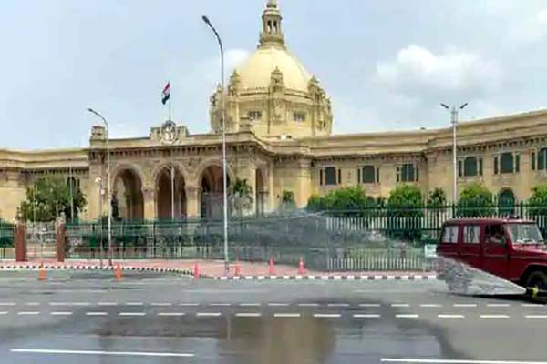 यूपी विधानसभा का मानसून सत्र शुरू यूपी विधानसभा का मानसून सत्र शुरू