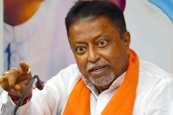 टीएमसी नेता मुकुल रॉय की फिर फिसली जुबान टीएमसी नेता मुकुल रॉय की फिर फिसली जुबान