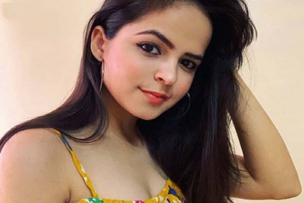 'तारक मेहता' की पलक सिधवानी है कमाल की डांसर -‘पिया तो से’ पर पलक ने किया बेहतरीन डांस 'तारक मेहता' की पलक सिधवानी है कमाल की डांसर -‘पिया तो से’ पर पलक ने किया बेहतरीन डांस